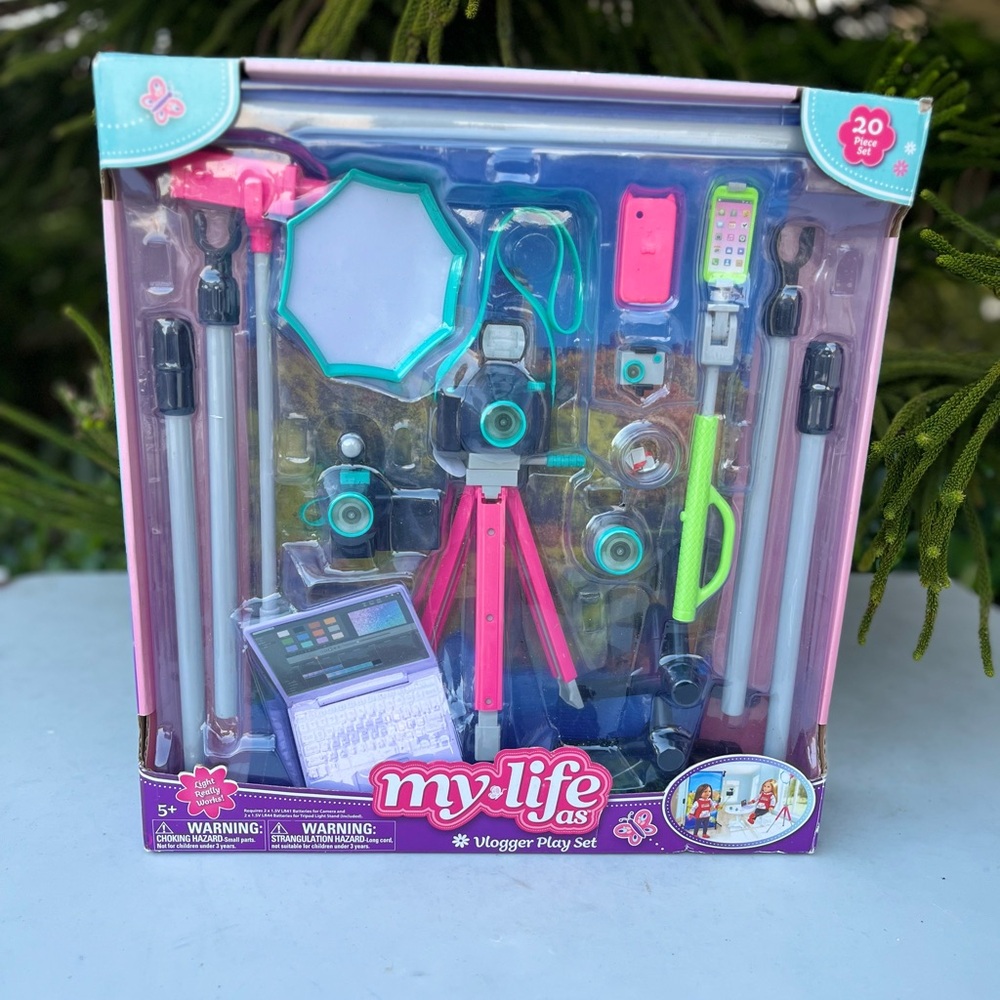 My Life As Vlogger Play Set for 18" Doll